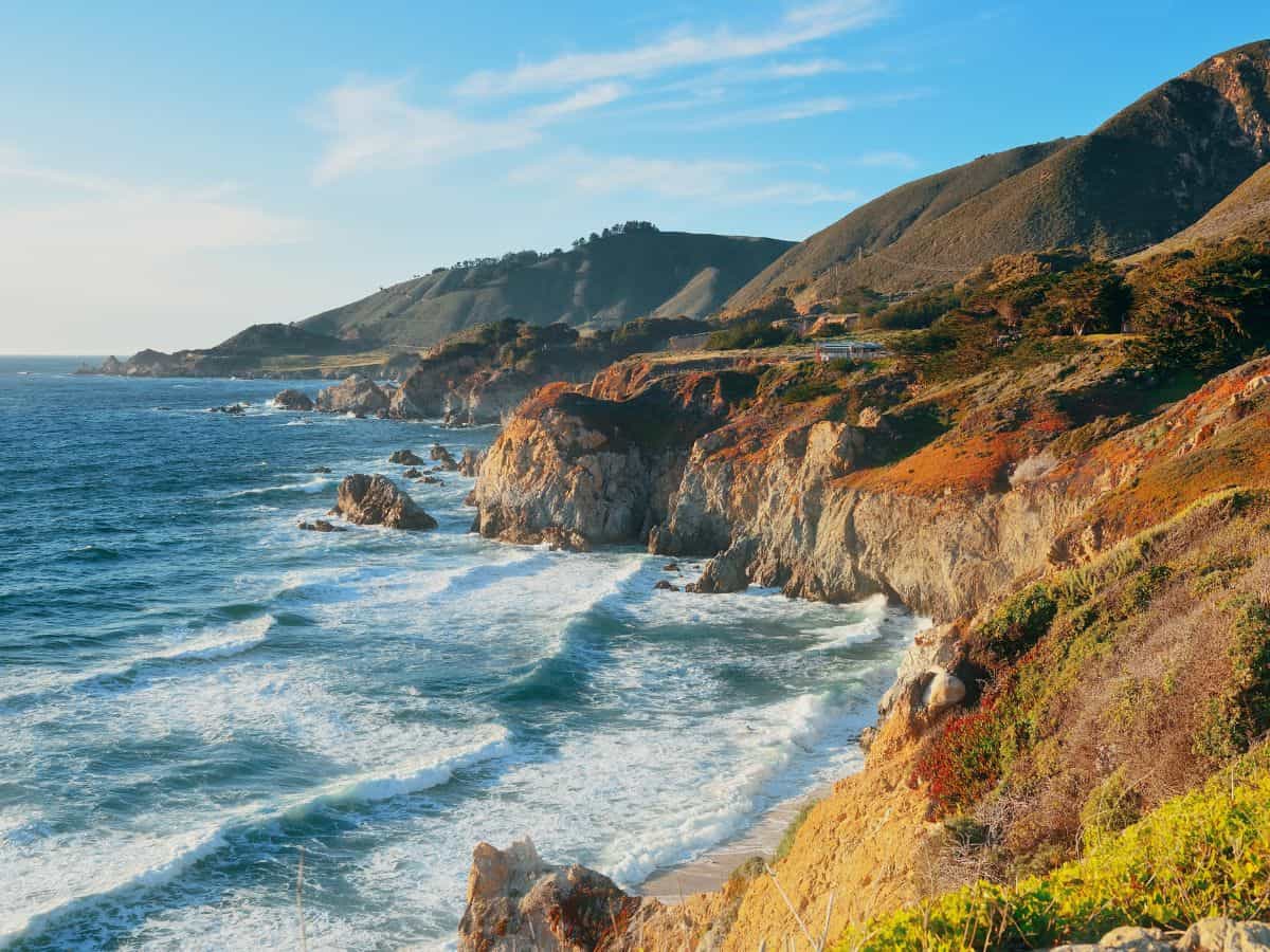 Dramatic coastal cliffs and rugged terrain along Big Sur, reminiscent of Portugal’s Algarve Coast, make it a highlight of the 15 California Destinations That Look Like Europe.
